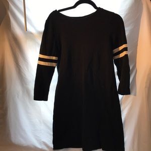 Gap Black 3/4 Sleeve Dress